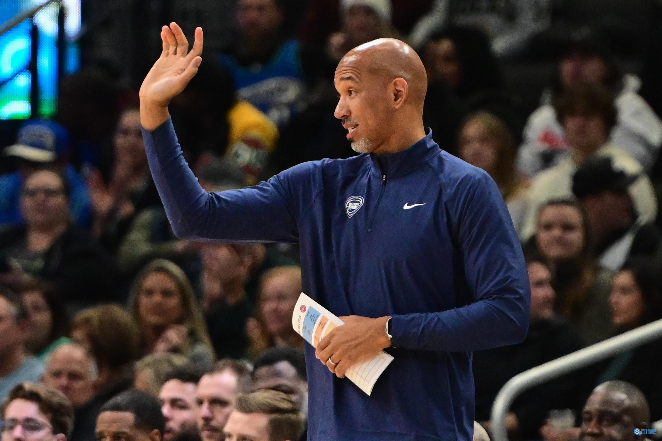 蒙蒂：球员们都很有竞争性 但想打造一个体系还需很多时间